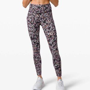 NWT LULULEMON FAST AND FREE LEGGING